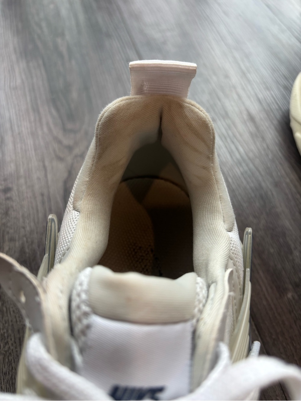 Nike V2K sneaker - Picture 6 of 7